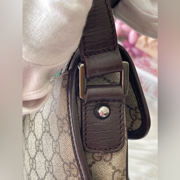 ‼️ SOLD ‼️Gucci crossbody bag - Picture 16 of 16